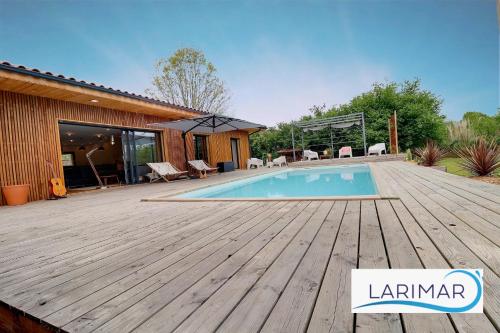Larimar, Léon (foto 8)