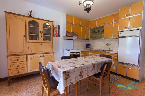 Apartment with Balcony image 10