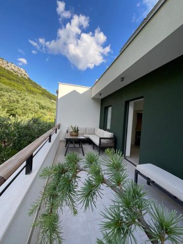 Comfort Studio with Balcony and Sea View