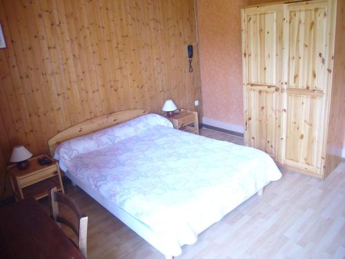 1 double bed
