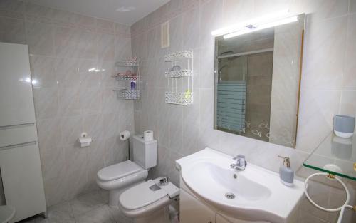 Apartment - Ground Floor image 3
