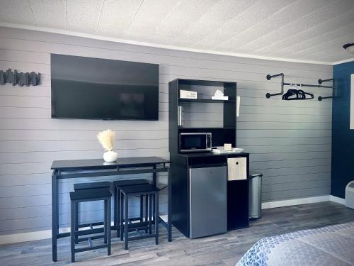 TeePee Room 9-Newly Renovated - main image