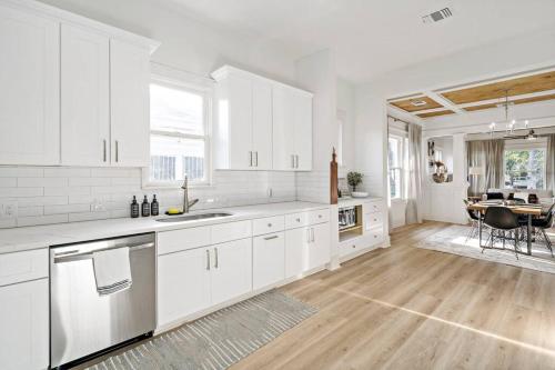 ห้องครัว, Urban Elegance Retreat near พิพิธภัณฑ์ศิลปะซานแอนโตนิโอ