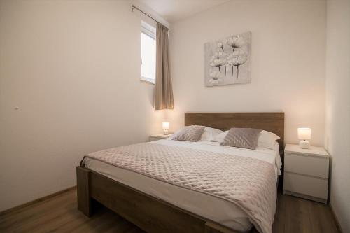 Domus Apartments - Free Private Parking 4