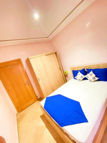 Comfort apartment, with nice terrace (2min to sea) photo 1