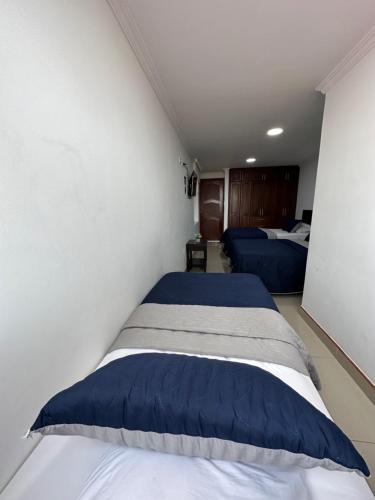 2 double beds, 1 twin bed