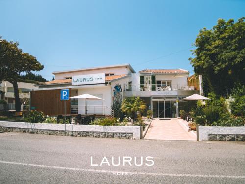 Laurus Hotel - image 11