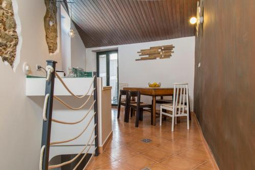  La casa della nonna in 98030 Motta Camastra