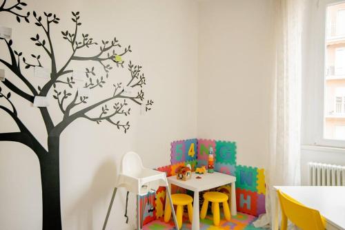 Deluxe Room image 8