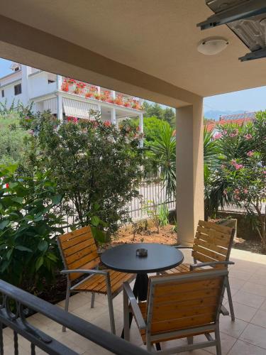 Apartmani Bekonja - image 3