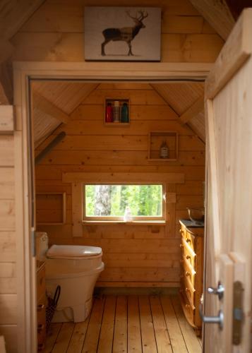 卫浴间, Glamping Troll House Eco-Cottage, Nuuksio for Nature lovers, Petfriendly in 埃斯波森德