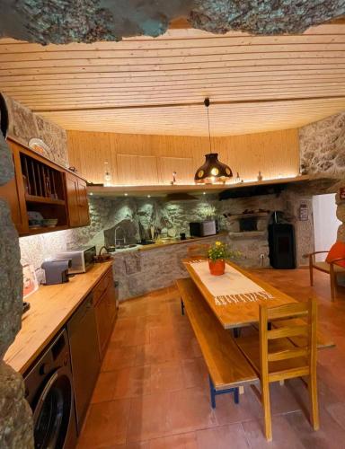 Casa da Quinta Costa DAlém Gerês