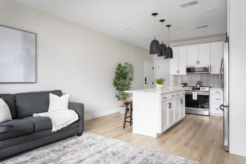 Slabtown 206 Luxury Condo in Traverse City, USA