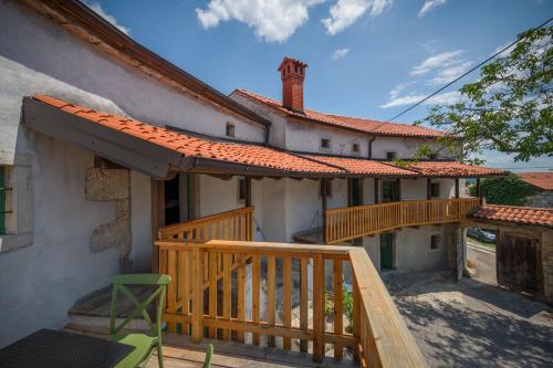 Balkons/terase, Karst Heritage Retreat in Stanjel