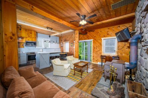 Mountain Treasure Bed and Breakfast Mountain Treasure Bed and Breakfast