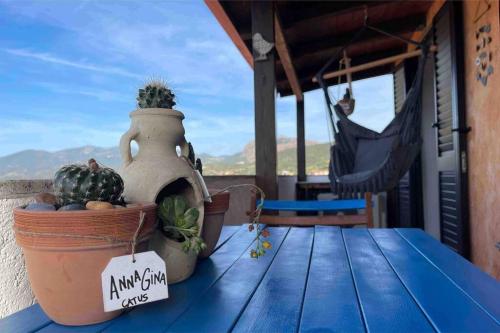 Balkons/terase, Charming apartment with parking, mountain view, close to the beach in Santa Maria Coghinas