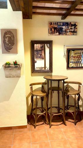  El Niuet in L Escala