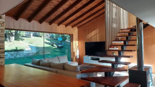 Casa Moderna con pileta