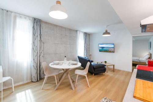 kuhinja, Easy flat Vezia, indipendent entrance, free parking in Vezia