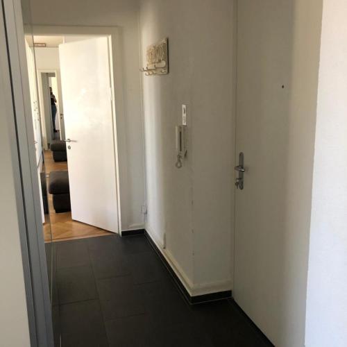 Ein Zimmer in einer 2-Zimmer-Wohnung im Zentrum in Zürich
