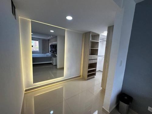 Apartamento con jacuzzi Medellín, Medellín (photo 2)