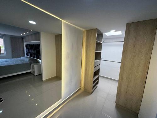 Apartamento con jacuzzi Medellín, Medellín (photo 9)
