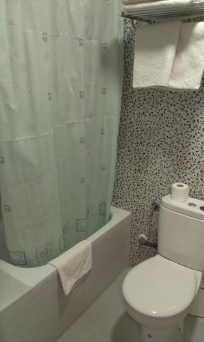 Hostal Bisbal - main image