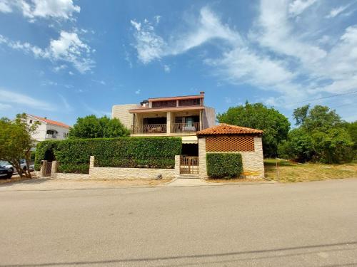 Apartments Ilija