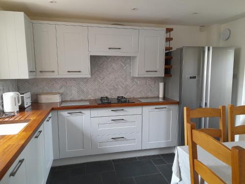 Konyha, Converted Barn in Bath in Twerton