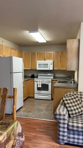 Denali Rainbow Village RV Park and Motel 4