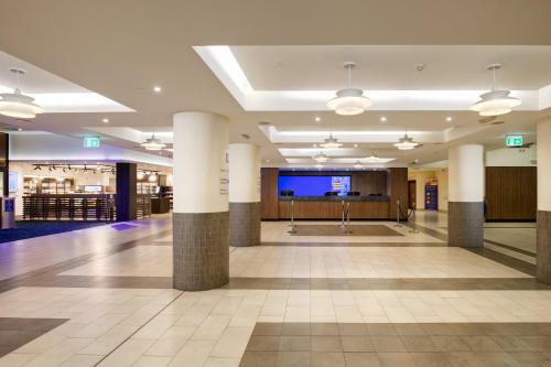 Lobby, Royal National Hotel in London