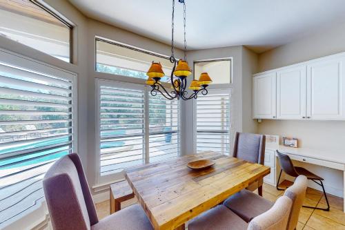 Lakeway Oasis in Lakeway, USA