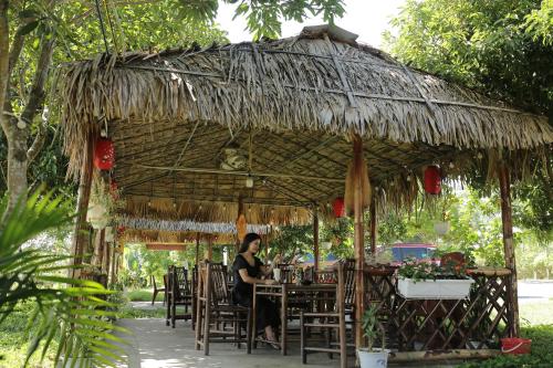KHU DU LỊCH SINH THÁI HÒN MÁT - 레스토랑