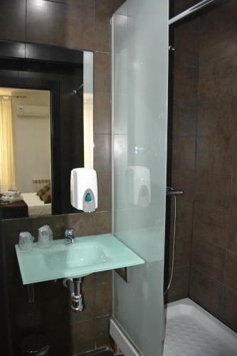 Hostal El Brezo - image 5