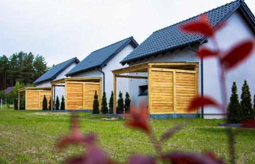 Зовнішній вигляд готелю, Sielsko Anielsko -Domki Swornegacie in Бруси