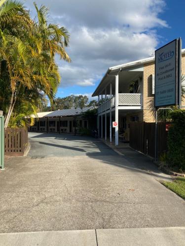 Tin Can Bay Motel