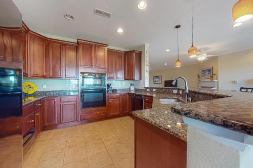 Bayside Resort --- 38415 Boxwood Terrace, Unit #302B detail
