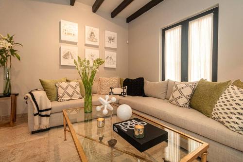 Casa Milagro @ Centro Luxurious & Comfortable