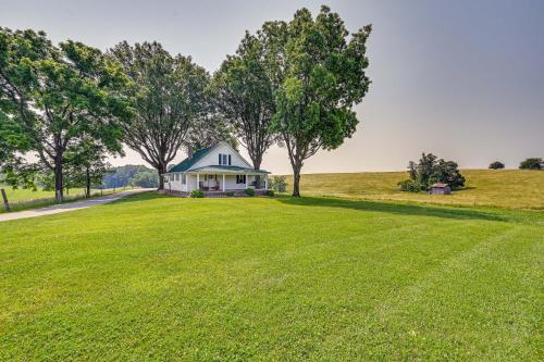 Dobson Farmhouse w/ Scenic Porch - Near Vineyards!