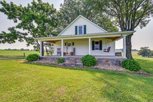 Dobson Farmhouse with Scenic Porch - Near Vineyards!