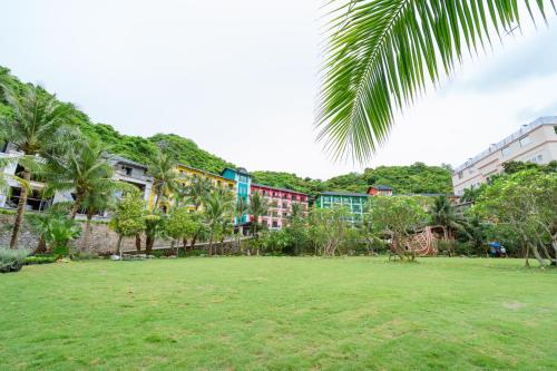 Cat Ba Island Resort & Spa