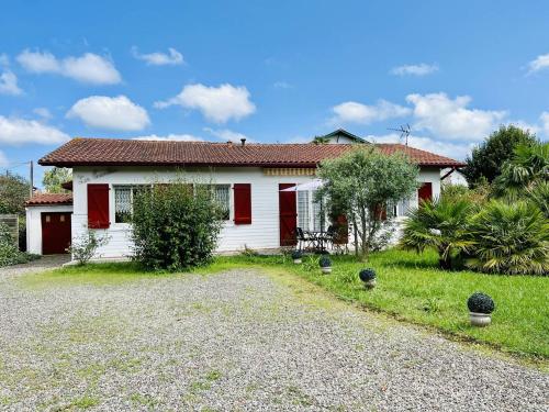 Maison T3 à Cambo, Animaux Admis, Parking, Internet - FR-1-495-126 gîte à louer Cambo-les-Bains