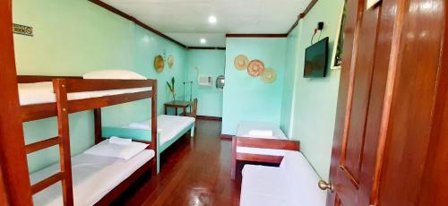 Pinaluyan Guest House