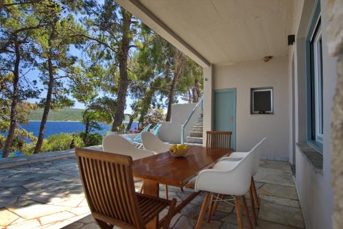 Kavos Villa 5