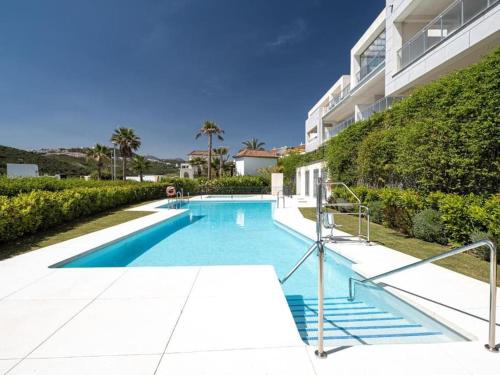 Stunning Golf Views Apartment near Finca Cortesin