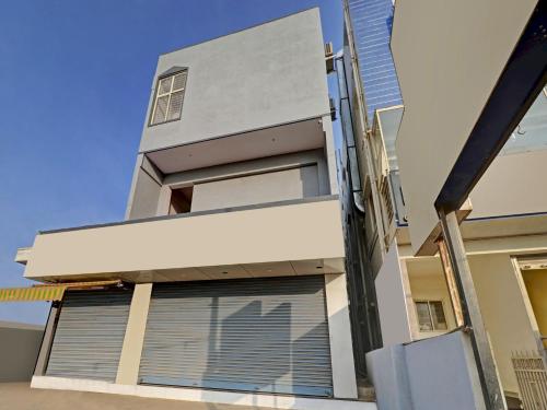 OYO Home Mishra Suites photo 3