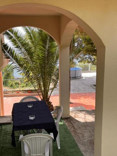 Family Room with Side Sea View image 3