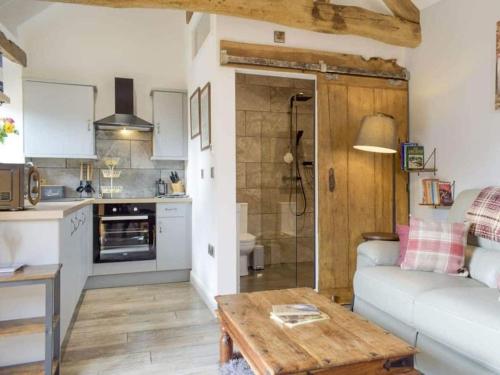 Cosy and quiet one bed barn conversion.