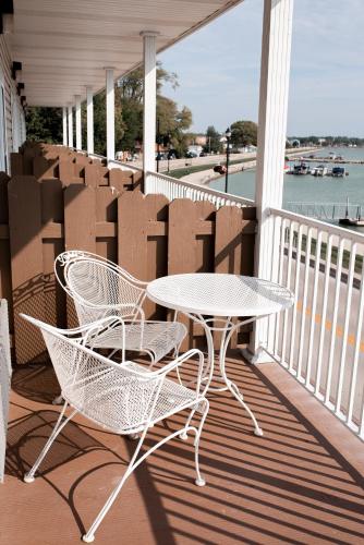 웨스트 뱅크 인 - 전망
