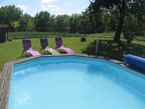 Maison de campagne / piscine privée gîte à louer Parisot
